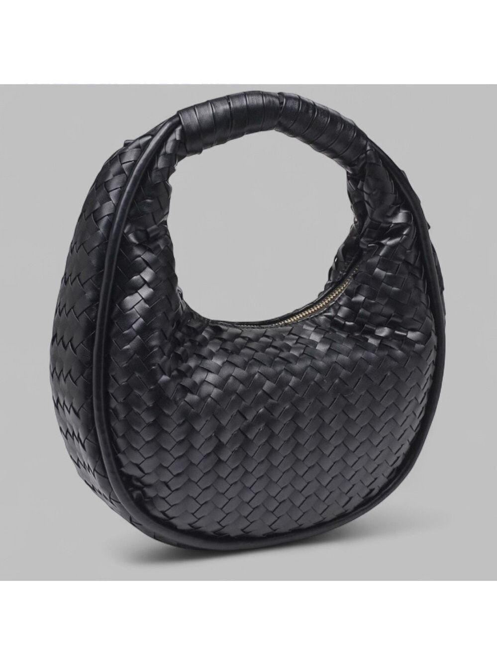 MODA LUXE-Woven Circle Shoulder bag-Black-NWT-Retail $100